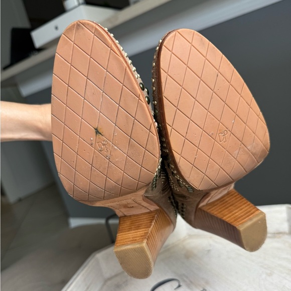 Donald J. Pliner Studded Brown Ankle Boots size 8 - Picture 4 of 11